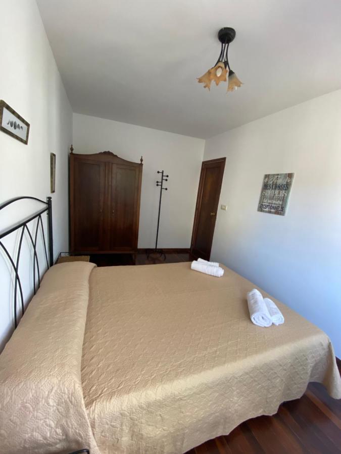 Apartmán Piso Grande Y Muy Luminoso Santiago de Compostela Exteriér fotografie