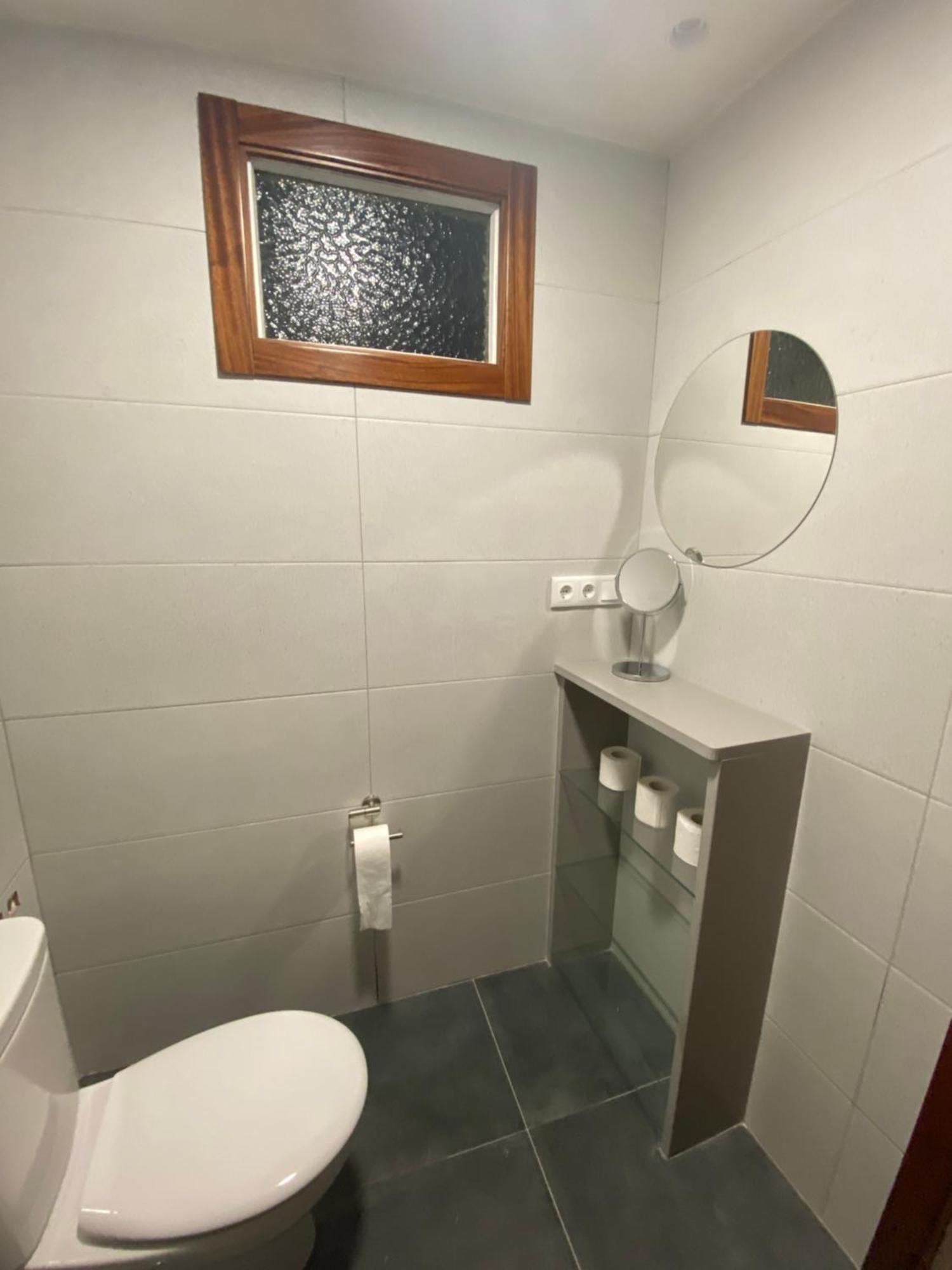 Apartmán Piso Grande Y Muy Luminoso Santiago de Compostela Exteriér fotografie