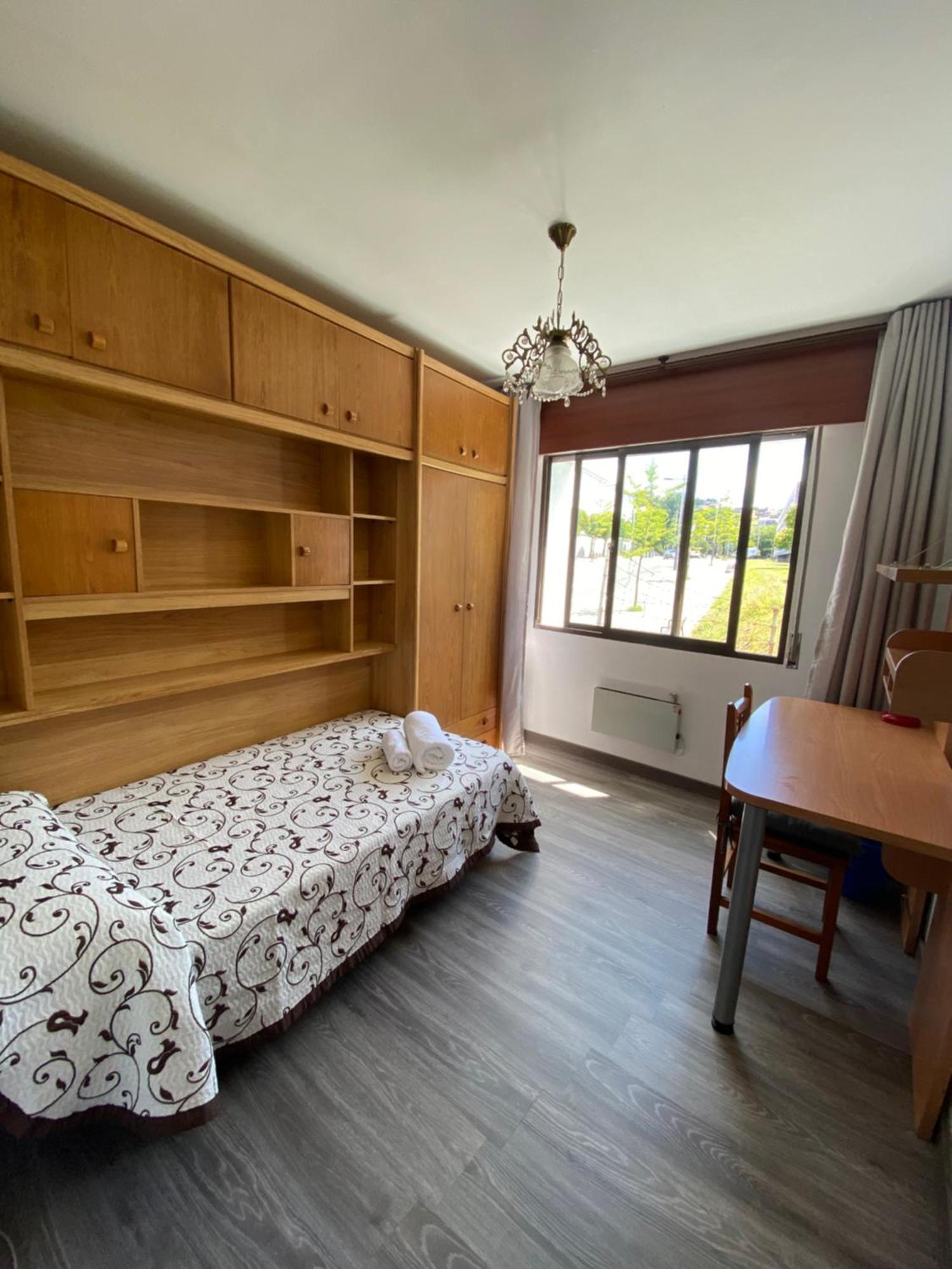 Apartmán Piso Grande Y Muy Luminoso Santiago de Compostela Exteriér fotografie